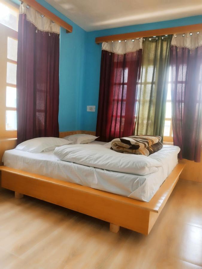 Woods Inn Mountain View Manali 外观 照片